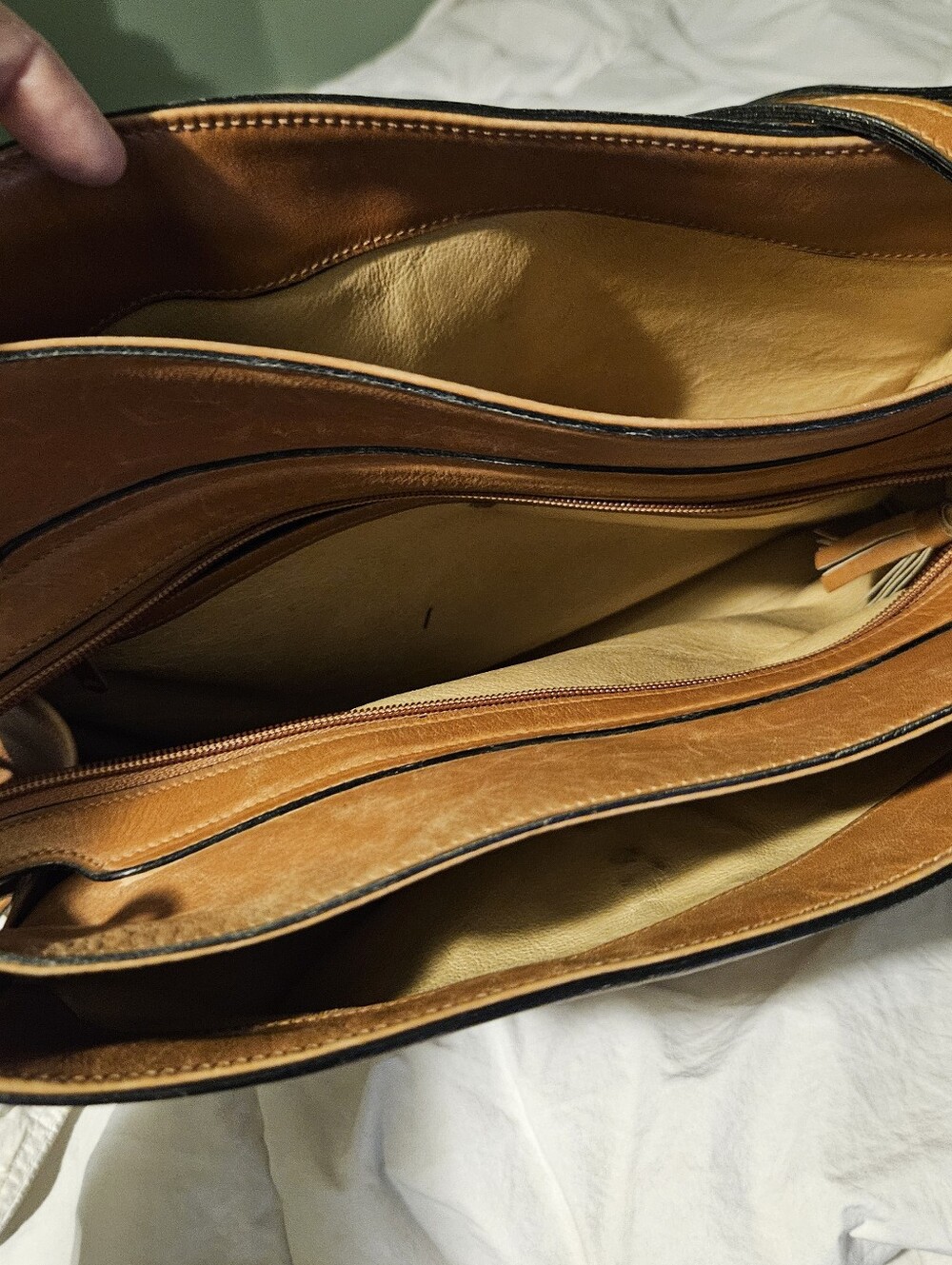 MARK CROSS HANDBAG, VINTAGE MARK CROSS LEATHER PURSE, Mark Cross Shoulder Bag - Picture 12 of 16